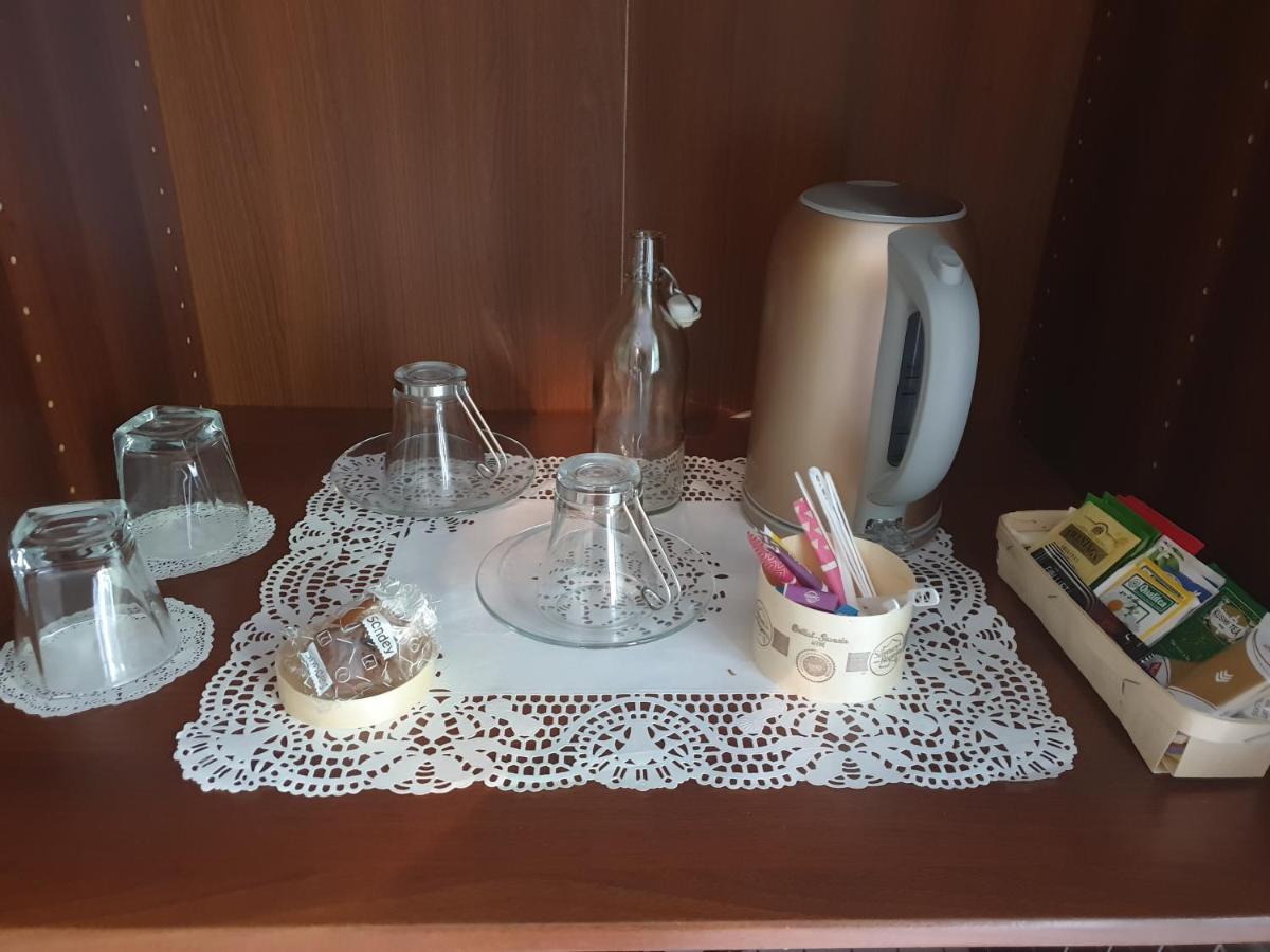 La Villa D'Olivene Cuers Kültér fotó