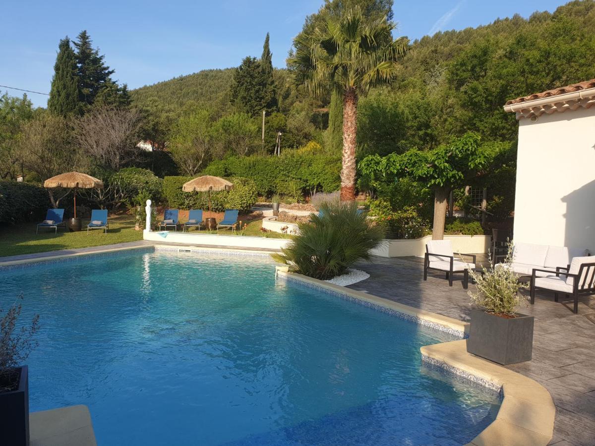 La Villa D'Olivene Cuers Kültér fotó